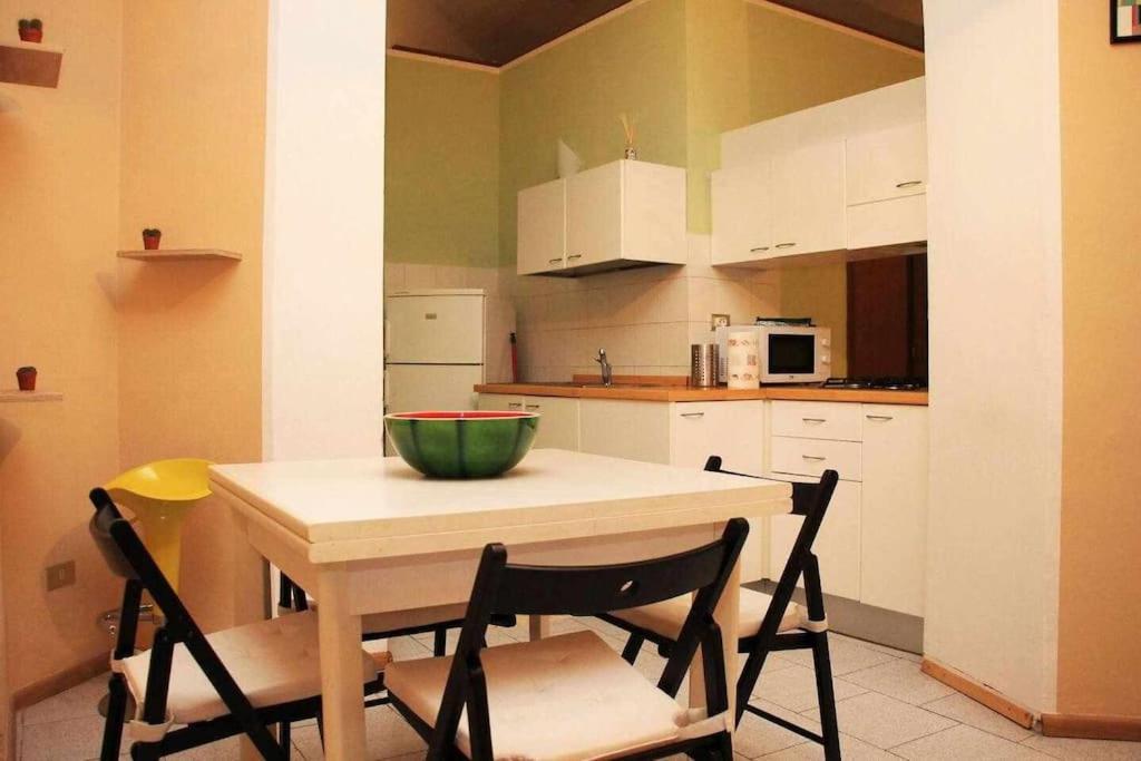 Апартаменты Antica Casa Odone Асти Экстерьер фото